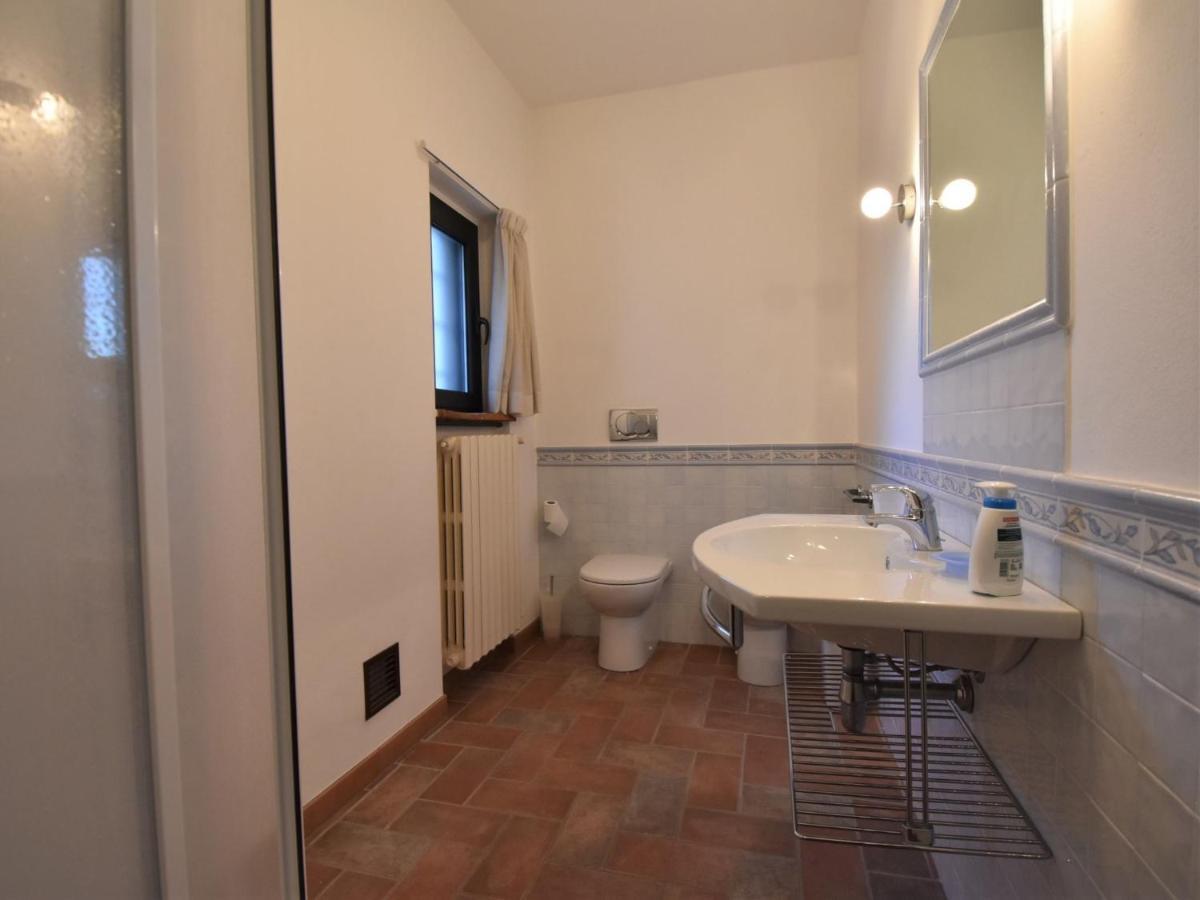 Apartment La Corte Bricca - Trilo B By Interhome Castana  المظهر الخارجي الصورة