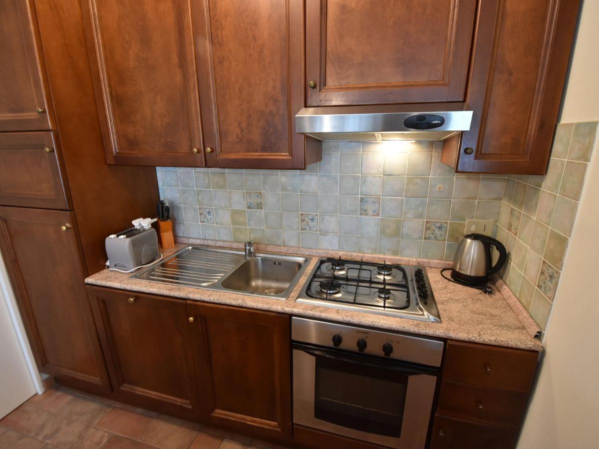 Apartment La Corte Bricca - Trilo B By Interhome Castana  المظهر الخارجي الصورة